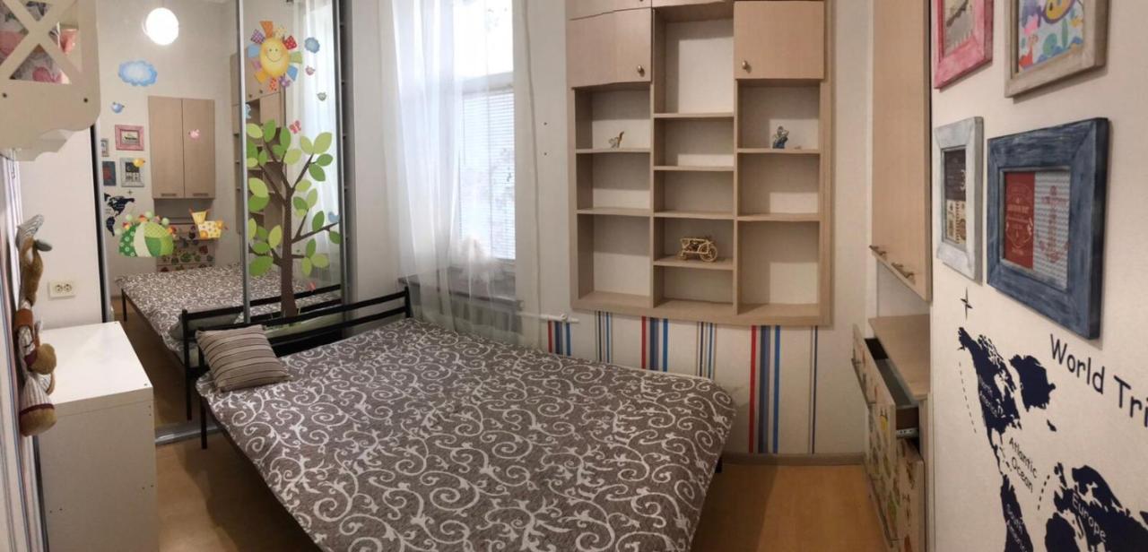 Apartment Near Deribasovskaya Odessa Buitenkant foto