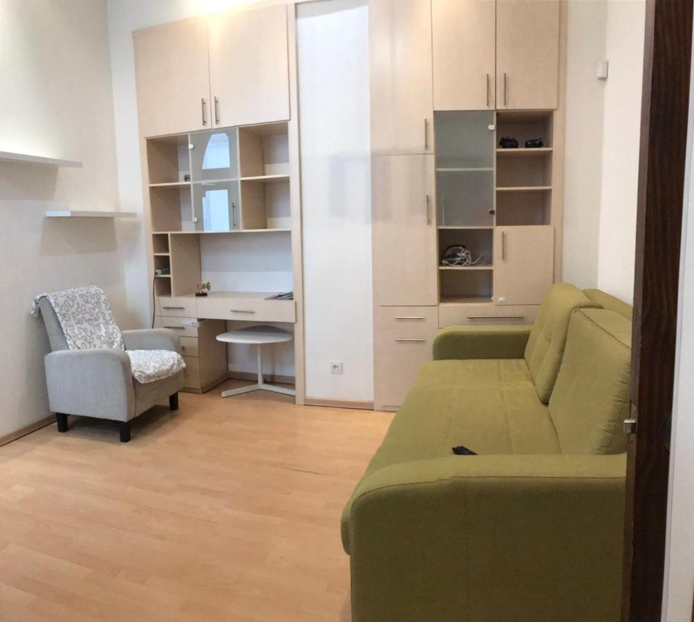 Apartment Near Deribasovskaya Odessa Buitenkant foto